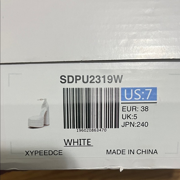 Dream Pairs White Platform Heels - Picture 7 of 7